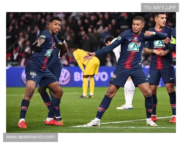 南特球队迎战巴黎圣曼力争主场胜利展现实力与决心